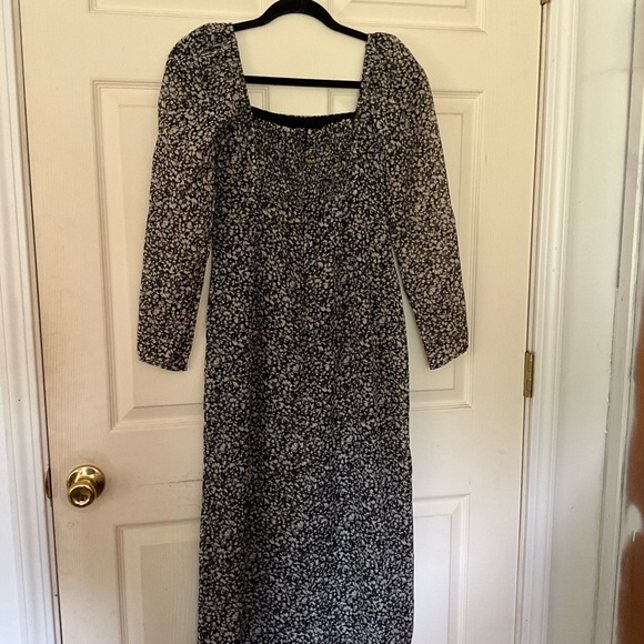 Abercrombie & Fitch Black and Gray Long Sleeve Sheath Dress - Picture 5 of 6